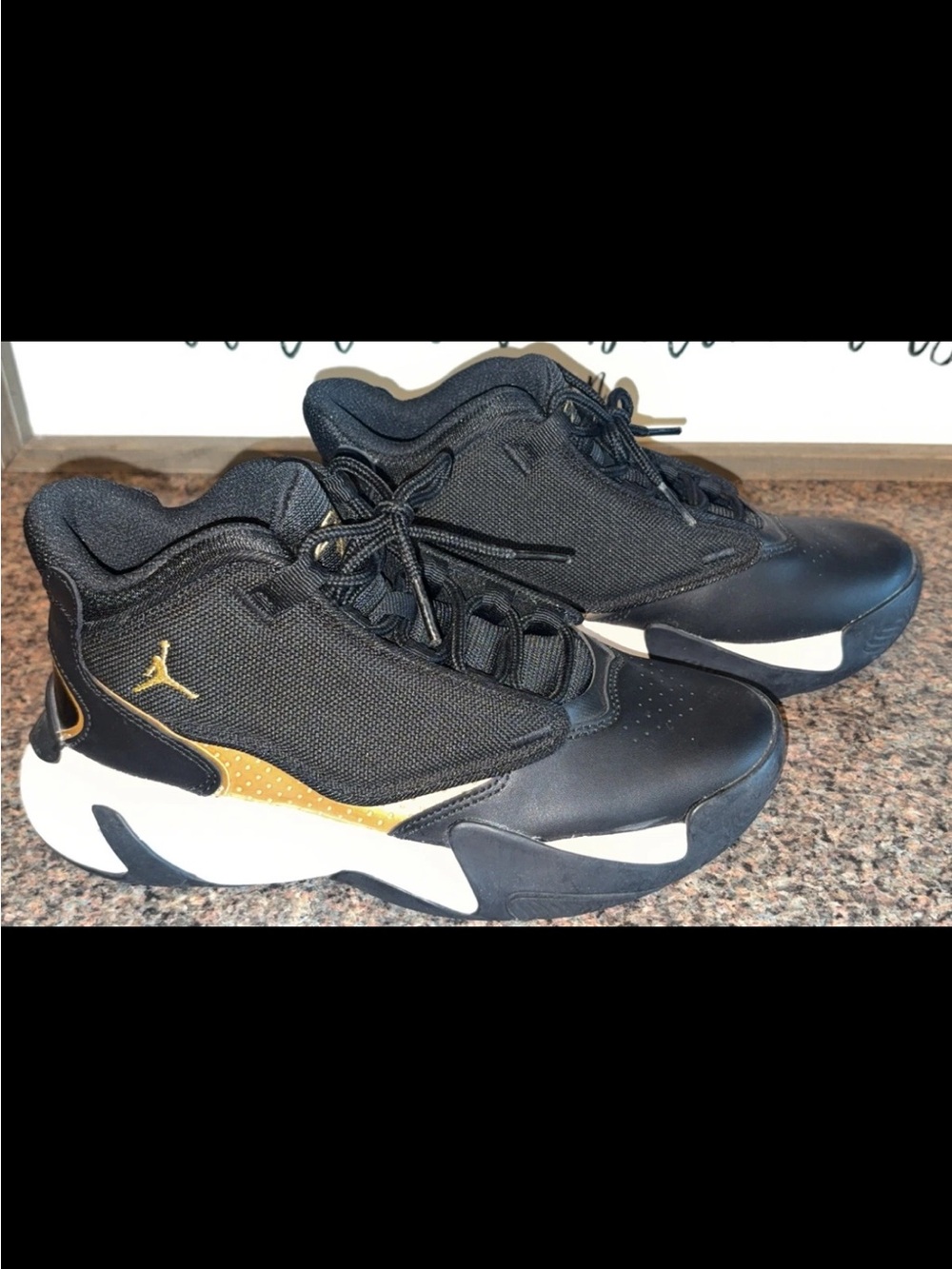 Jordan Max Aura 4 GS Black Metallic Gold -Air Jordan Size 5Y